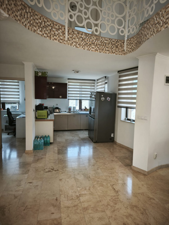 Casa zona Oncea, pe dealurile Oradiei