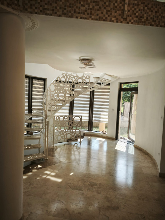 Casa zona Oncea, pe dealurile Oradiei