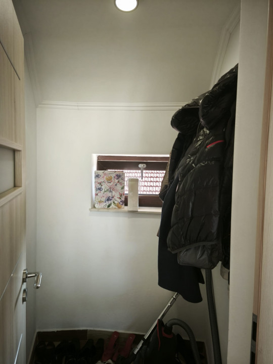 Casa zona Oncea, pe dealurile Oradiei