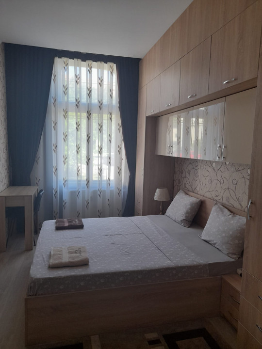 Apartament 2 camere, la curte comuna, Str. Luis Pasteur