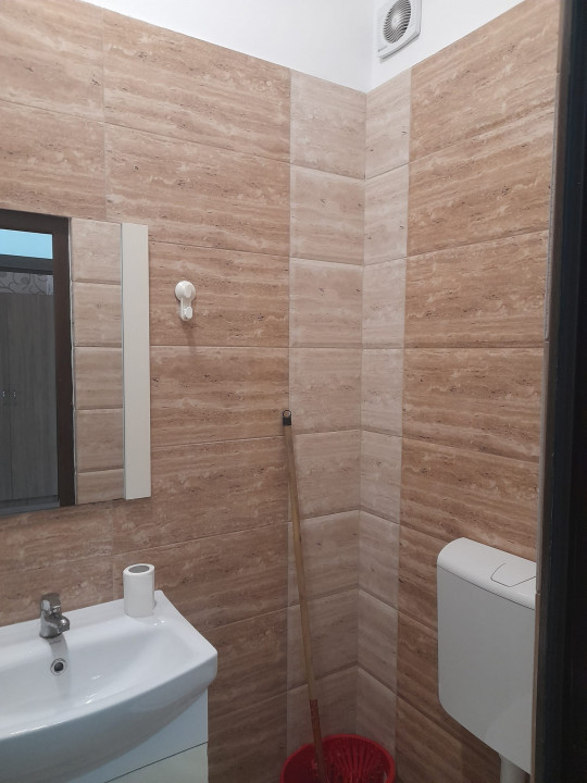 Apartament 2 camere, la curte comuna, Str. Luis Pasteur