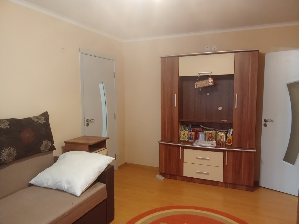 Apartament 2 camere parter , Rogerius, Str. Bernard Shaw