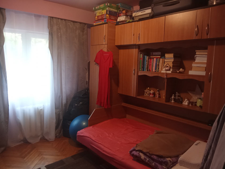 Apartament 3 camere, Nufarul, Str. Ialomitei