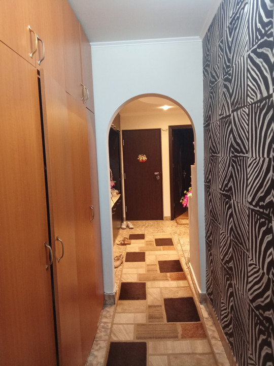 Apartament 3 camere,cu 2 beciuri, Parter Inalt,Nufarul, Str. Leonardo Da Vinci