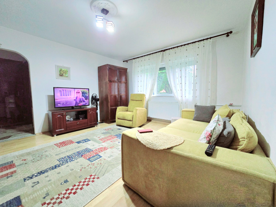 Apartament 2 camere - zona Rogerius, str. Calugareni