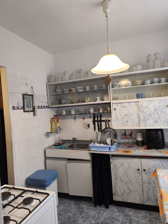 Apartament 3 camere, Rogerius, Str. Transilvaniei nr 6 Bl J1 etj 4.