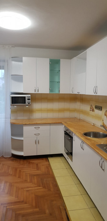 Apartament 4 camere, Nufarul Str. C-tin Notara