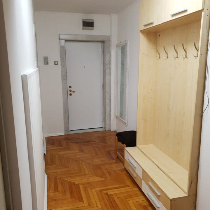 Apartament 4 camere, Nufarul Str. C-tin Notara