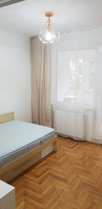 Apartament 4 camere, Nufarul Str. C-tin Notara