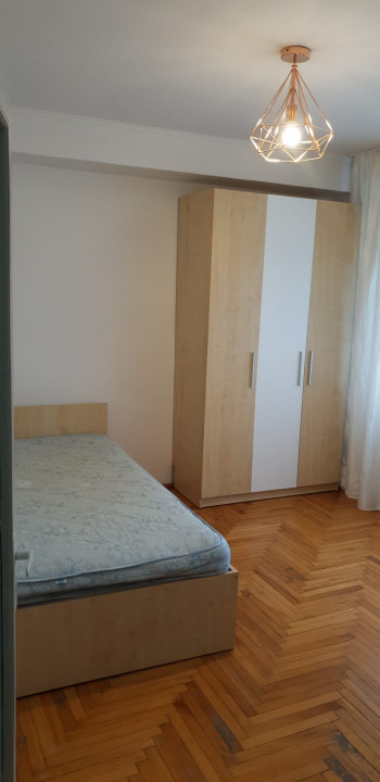 Apartament 4 camere, Nufarul Str. C-tin Notara