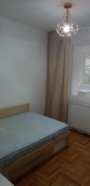 Apartament 4 camere, Nufarul Str. C-tin Notara