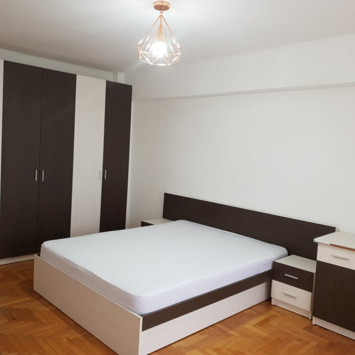 Apartament 4 camere, Nufarul Str. C-tin Notara