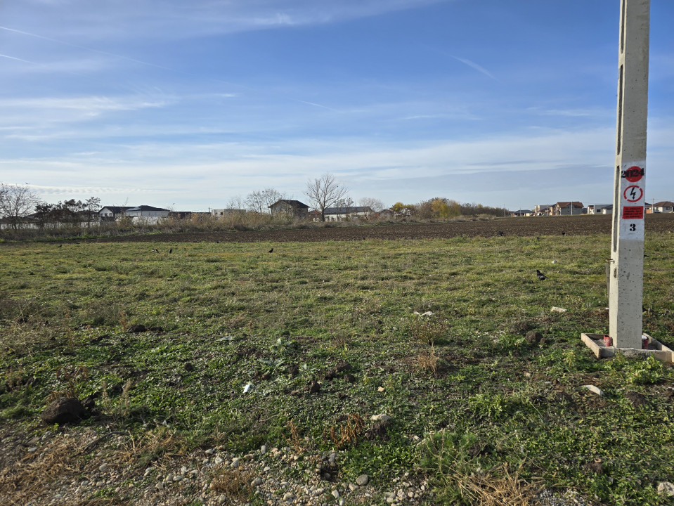 Teren intravilan 500mp Santandrei - view Iosia Oradea