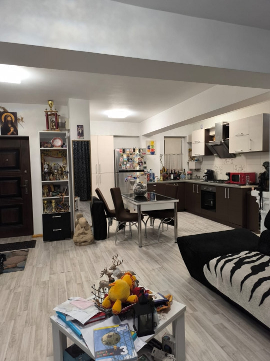 Apartament 3 camere, la un bloc nou cu 2 etaje, in Grigorescu