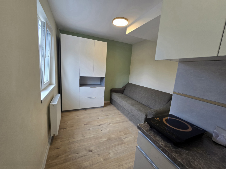 Ultima bucata | Garsoniera 12mp renovata total | Etaj 1 | str. Aluminei