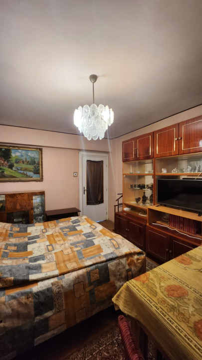 Apartament  3 camere, tip C, etaj 2/8, Bulevardul Decebal