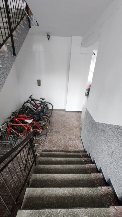 Apartament  3 camere, tip C, etaj 2/8, Bulevardul Decebal