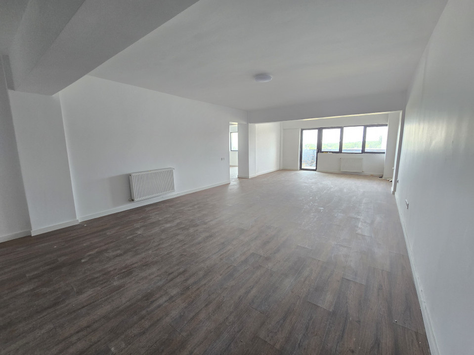 Apartament 2 camere, bloc NOU - zona Salca - Universitatii