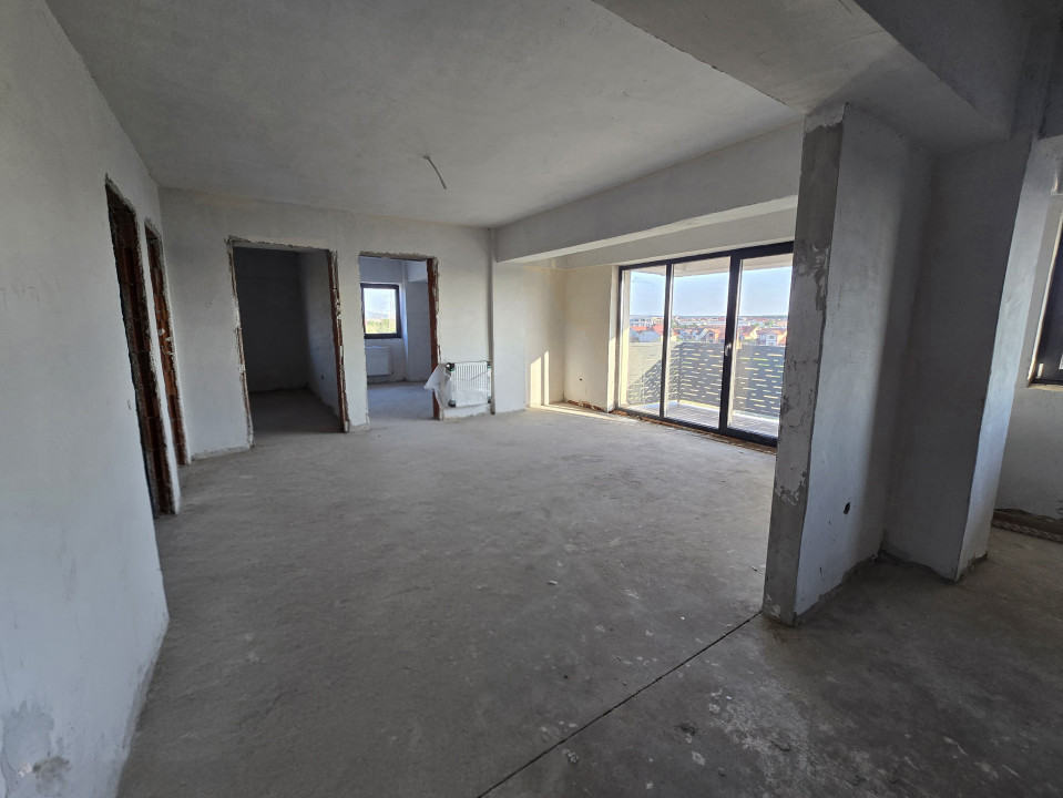 Apartament 4 camere K, bloc NOU - zona Salca - Universitatii
