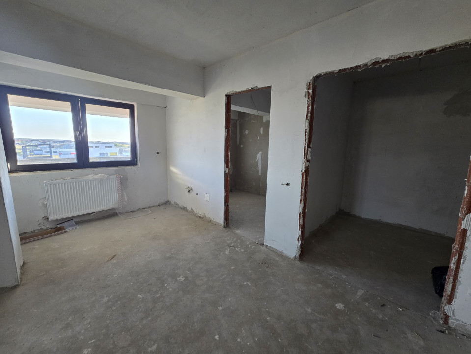 Apartament 4 camere K, bloc NOU - zona Salca - Universitatii