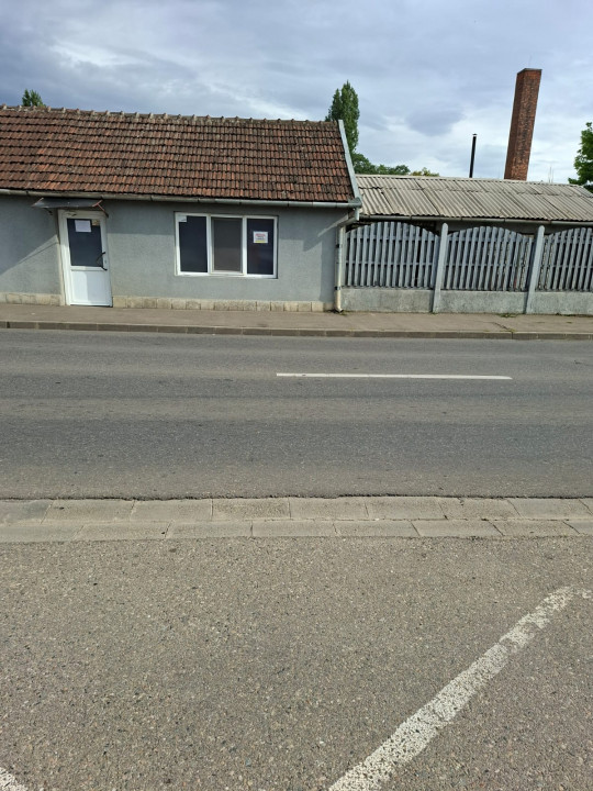 Spatiu comercial cu terasa, zona Oncea