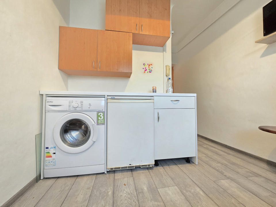 Garsonieră Rogerius – mobilată, utilată