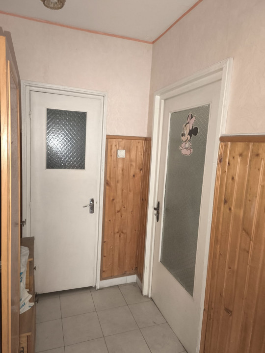 Apartament 3 camere, Str. Louis Pasteur, langa Spitalul Jud,