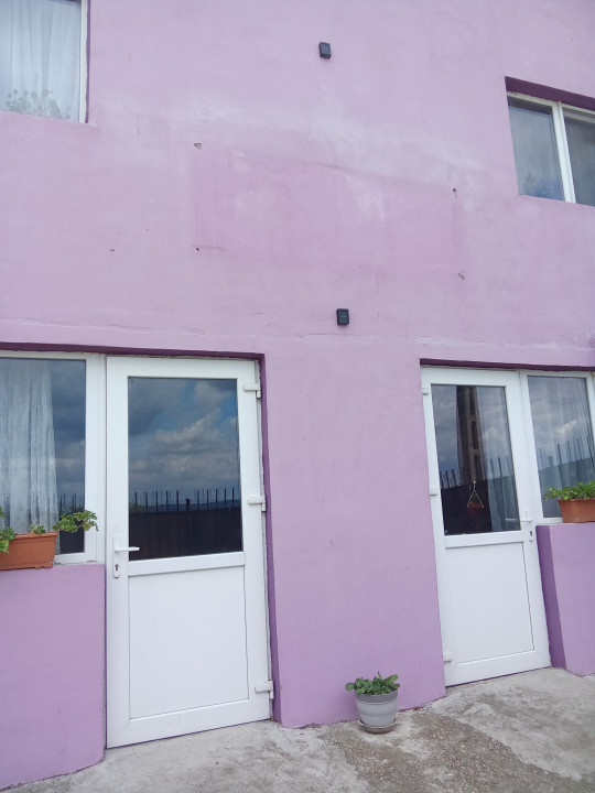 Casa Sacadat, Str. Principala