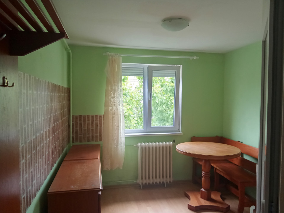 Garsoniera modificata cu 2 camere, Rogerius, Str. Aluminei