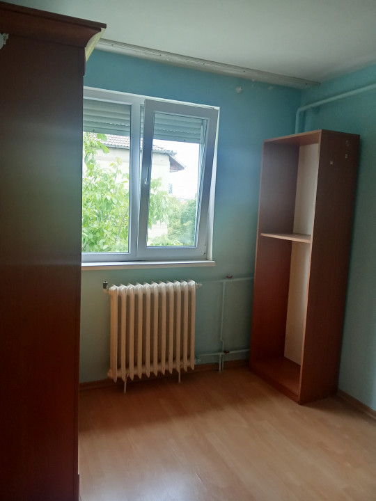 Garsoniera modificata cu 2 camere, Rogerius, Str. Aluminei