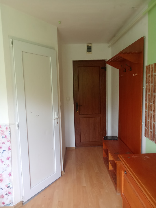 Garsoniera modificata cu 2 camere, Rogerius, Str. Aluminei