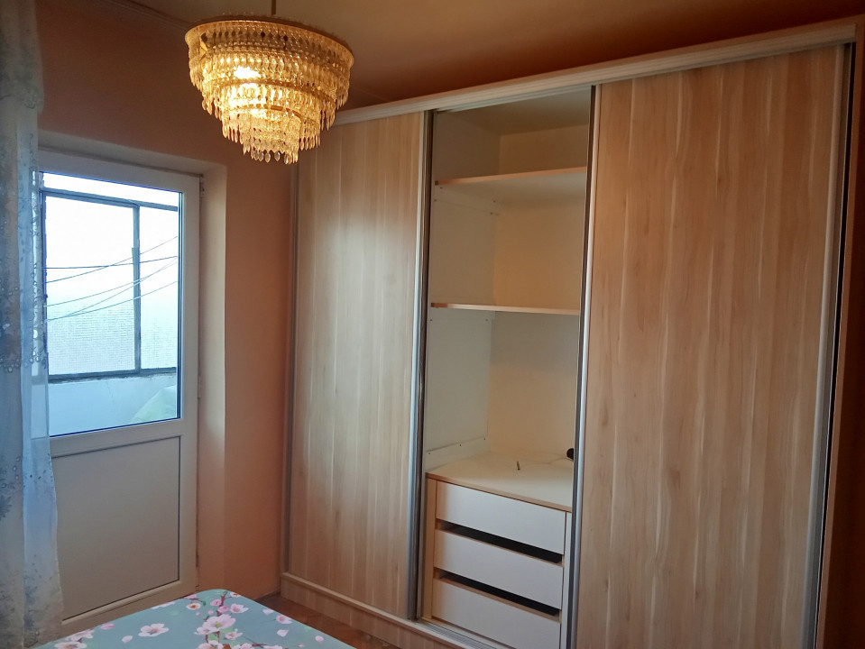 Apartament 3 camere, Cantemir, Str. Apateului