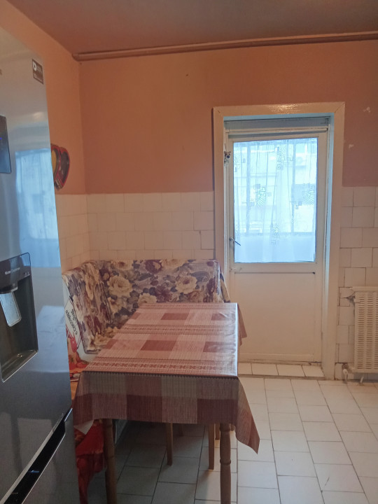 Apartament 3 camere, Cantemir, Str. Apateului