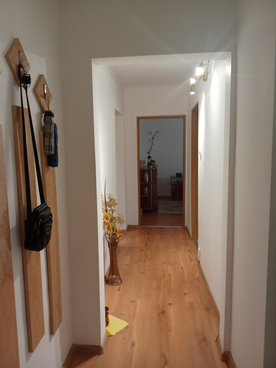 Apartament 3 camere, Decebal, Str. Bulevardul Dacia