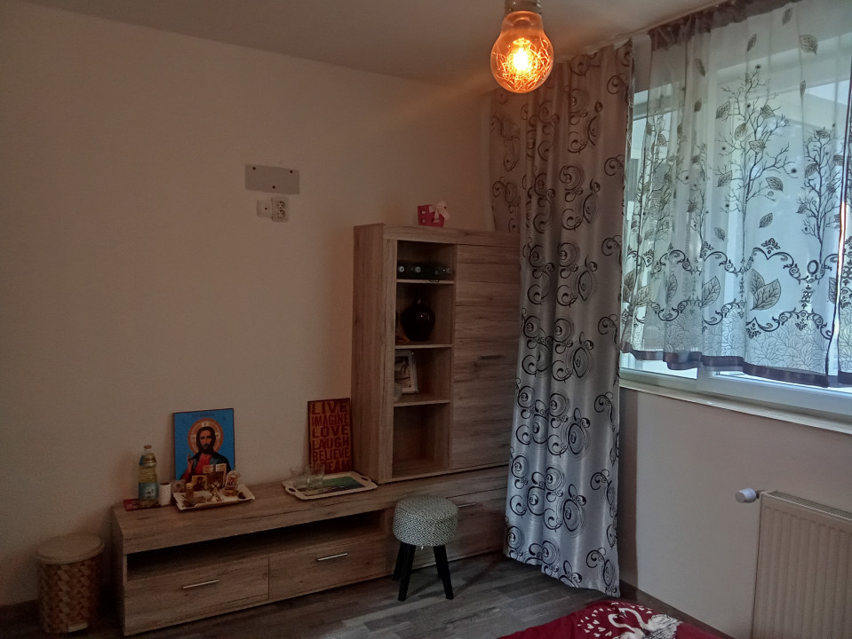 Apartament 2 camere modificat cu 3 camere, Rogerius,Bloc Reabilitat Str. Sovata