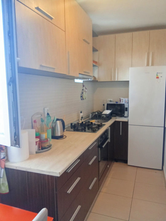 Apartament 3 camere, Nufarul, Str. Piata Nucetului
