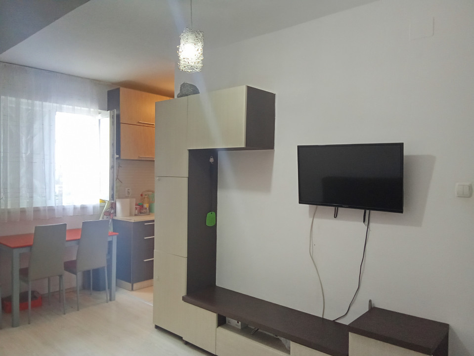 Apartament 3 camere, Nufarul, Str. Piata Nucetului