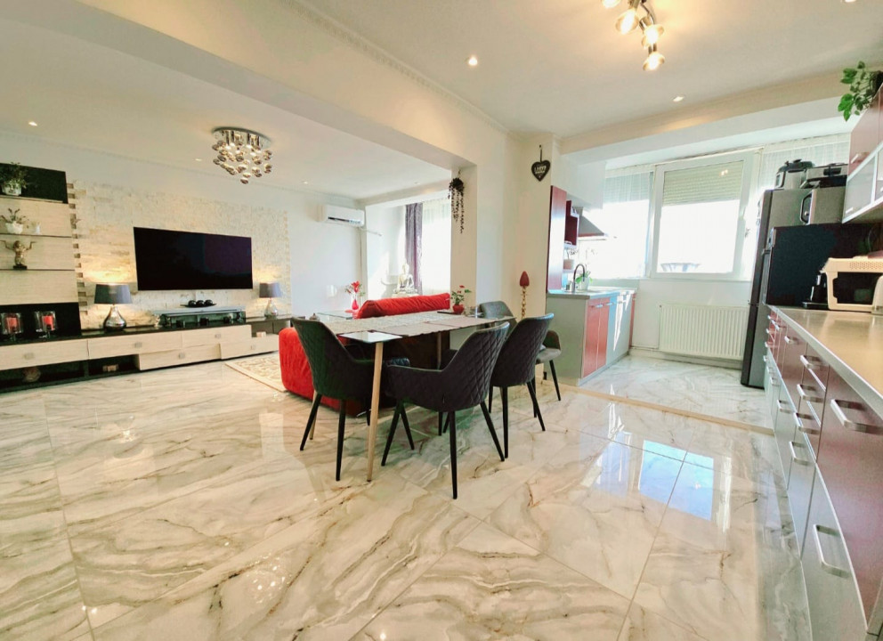 Apartament 3 camere, Rogerius, str Corneliu Coposu