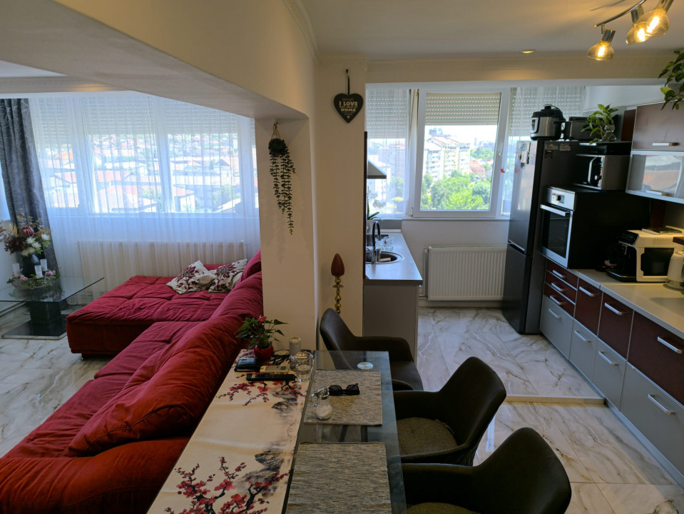 Apartament 3 camere, Rogerius, str Corneliu Coposu