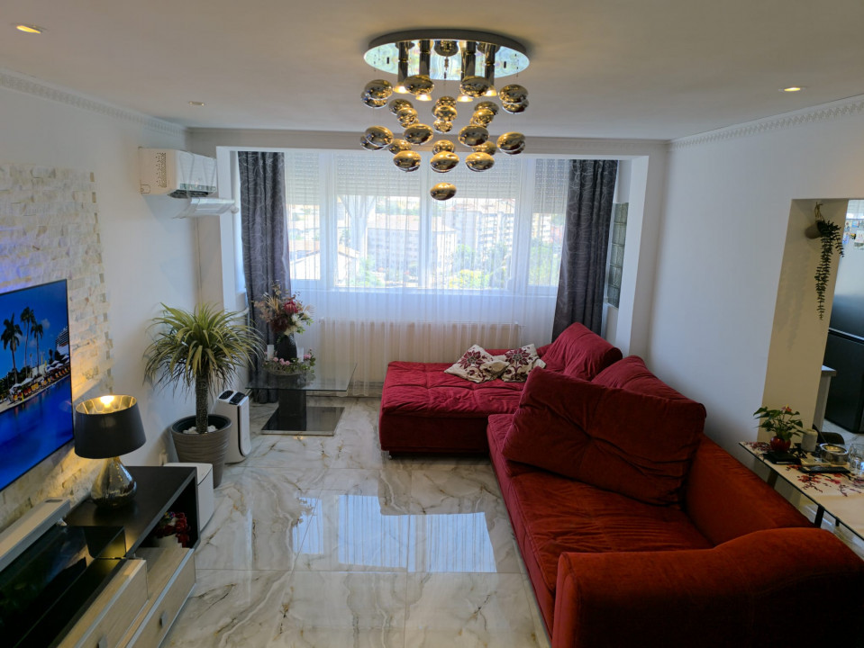 Apartament 3 camere, Rogerius, str Corneliu Coposu