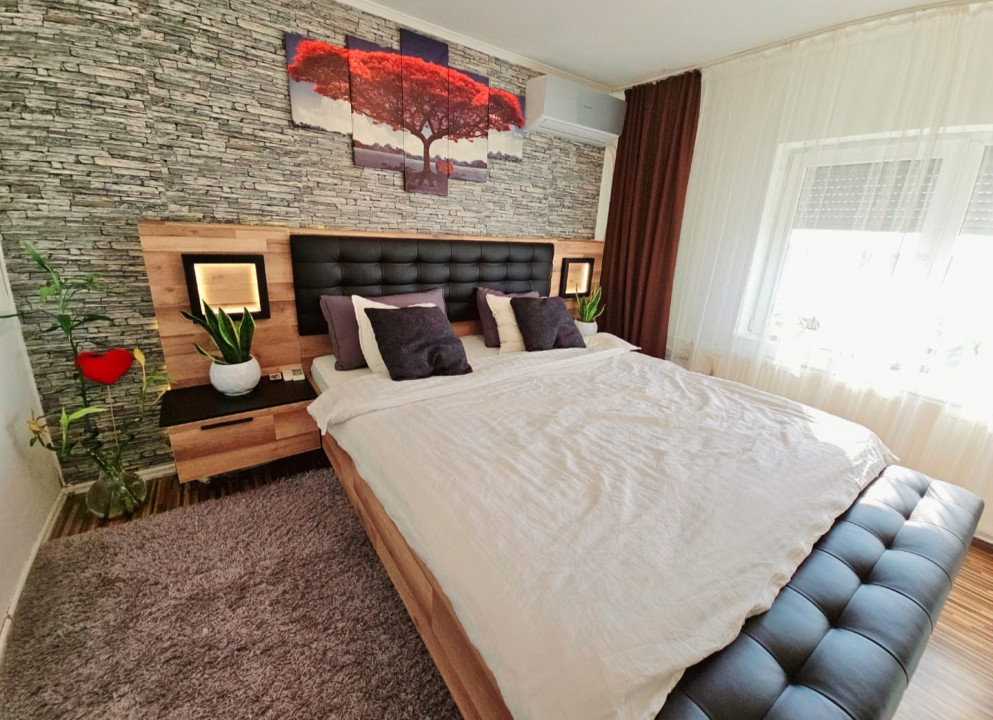 Apartament 3 camere, Rogerius, str Corneliu Coposu