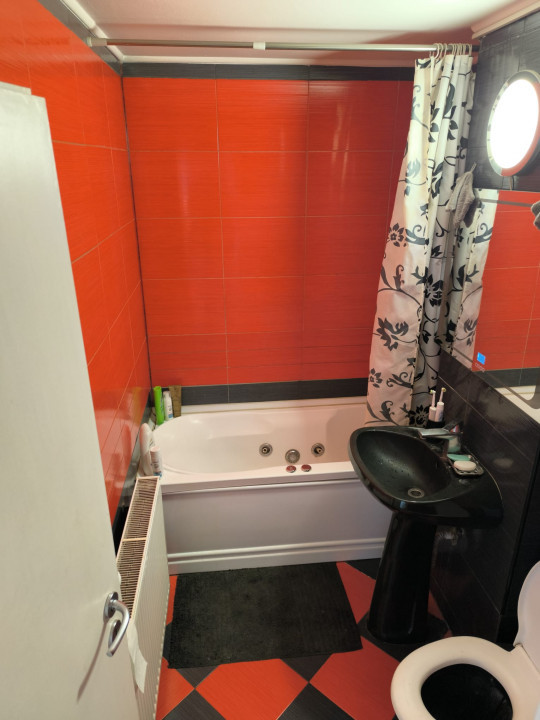 Apartament 3 camere, Rogerius, str Corneliu Coposu