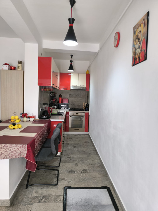 Apartament 3 camere, situata central Str. Cuza voda