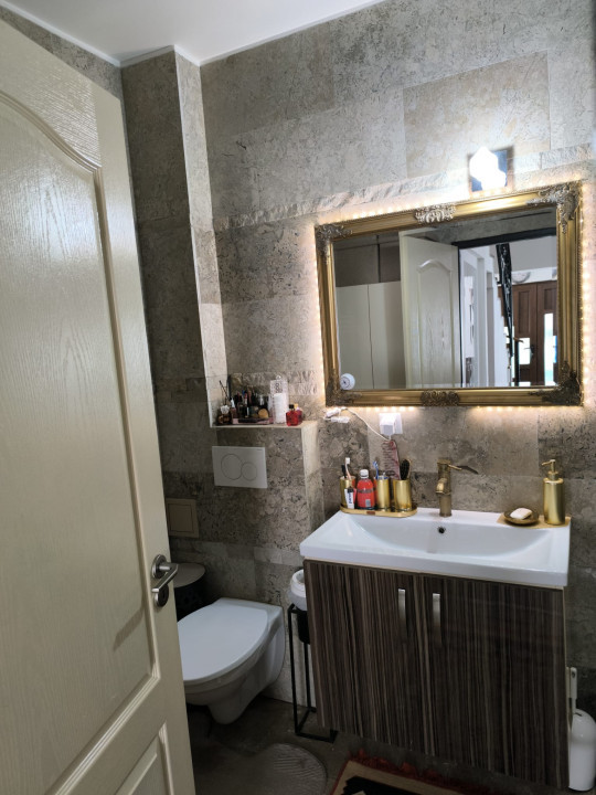 Apartament 3 camere, situata central Str. Cuza voda