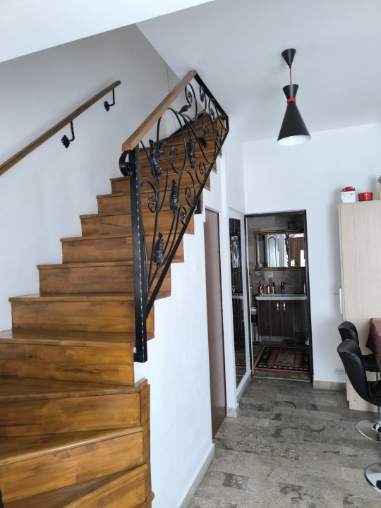 Apartament 3 camere, situata central Str. Cuza voda