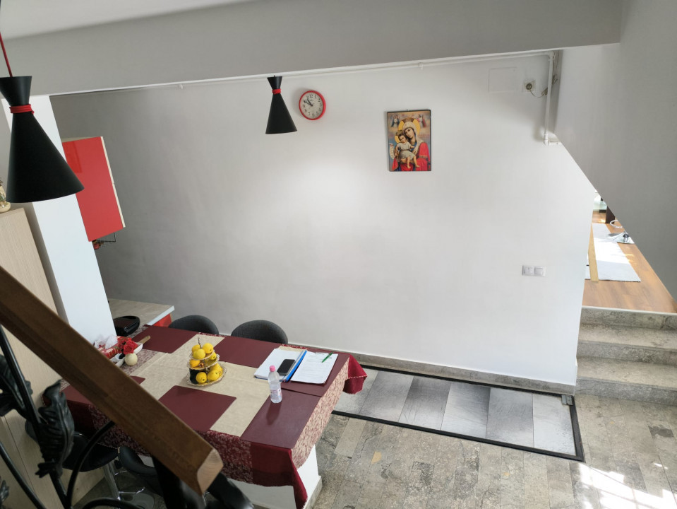 Apartament 3 camere, situata central Str. Cuza voda