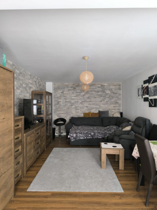 Apartament 3 camere, situata central Str. Cuza voda