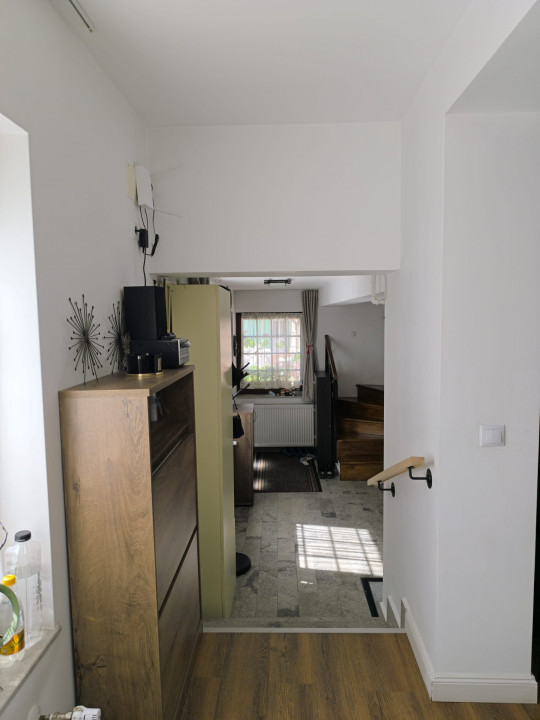 Apartament 3 camere, situata central Str. Cuza voda