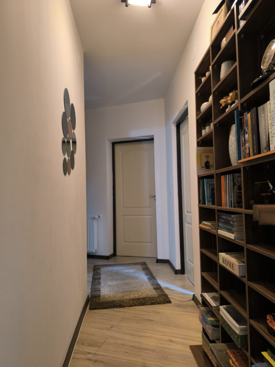 Apartament 3 camere, situata central Str. Cuza voda