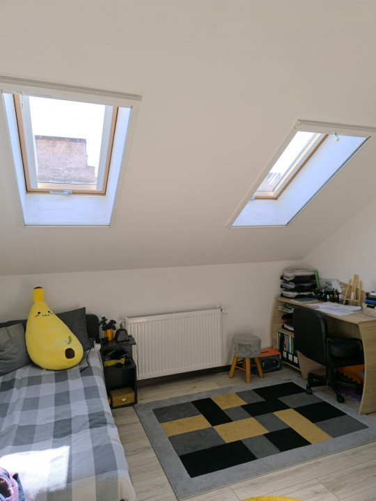 Apartament 3 camere, situata central Str. Cuza voda